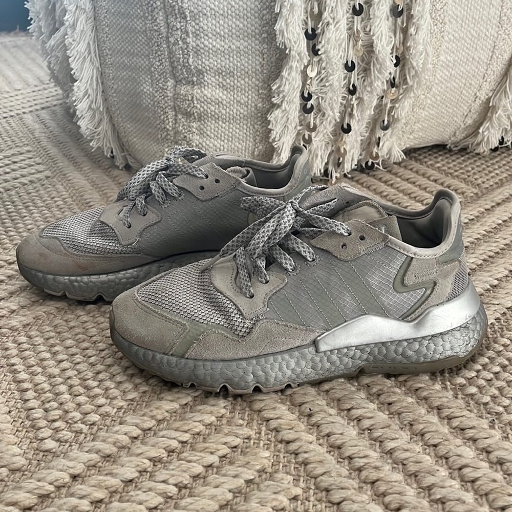 Adidas Nite Jogger in Silver